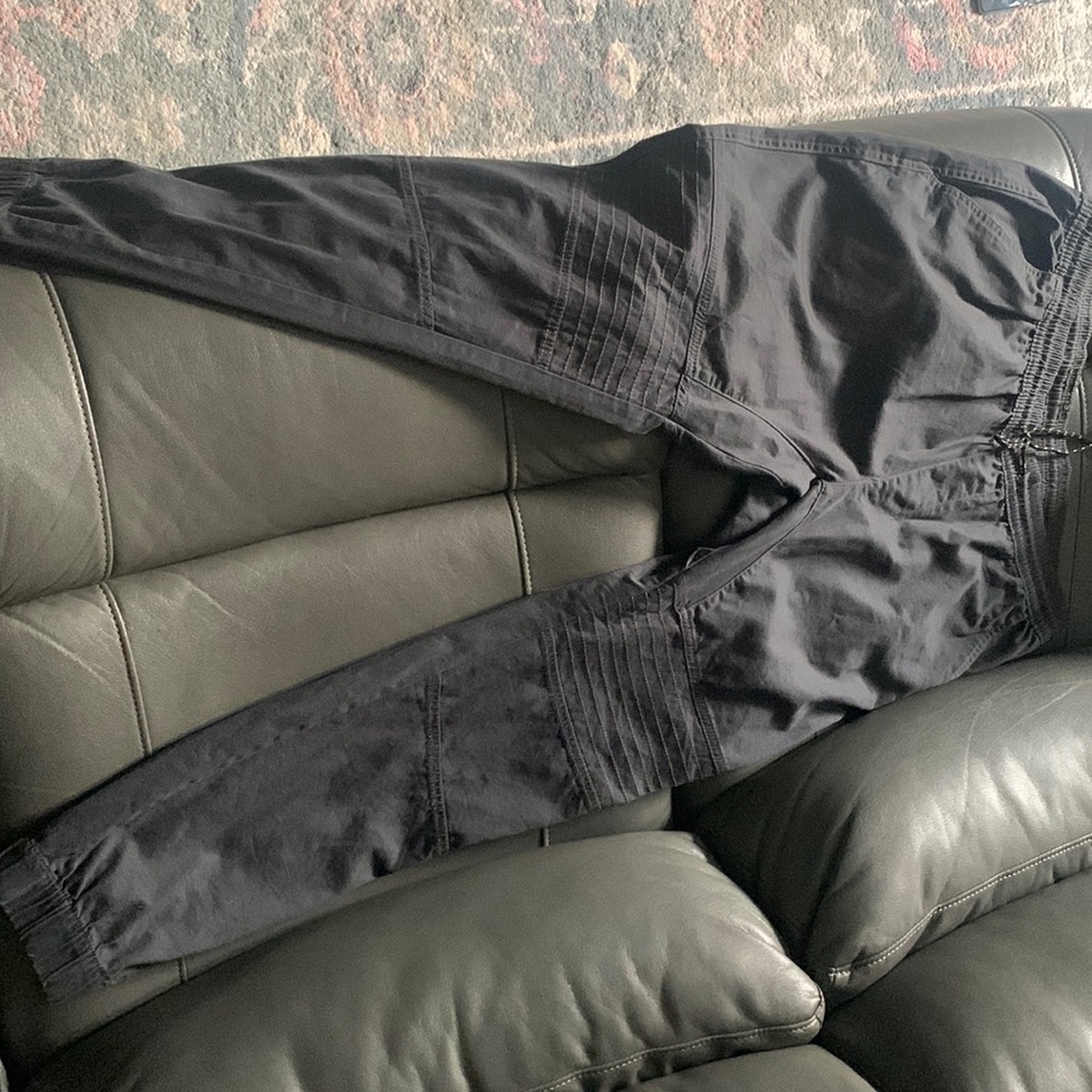 Men’s grey joggers excellent condition
